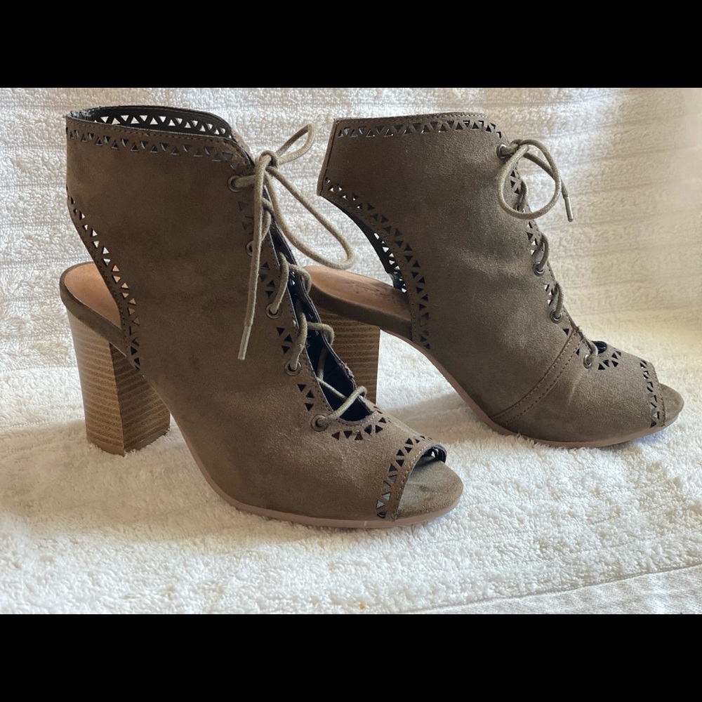 Lace-up Booties, Women’s Size 7.5